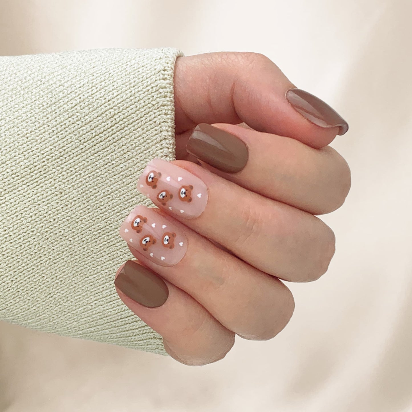 Teddy Bear - Qeera Nails - Faux ongles réutilisables