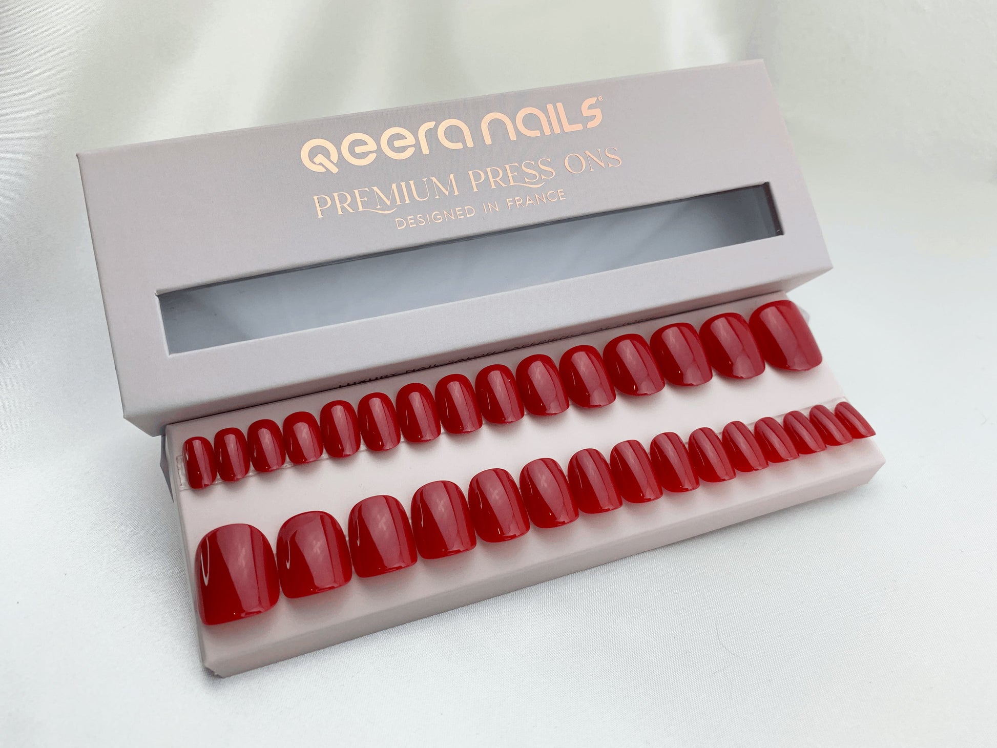 Cherry - Qeera Nails - Faux ongles réutilisables