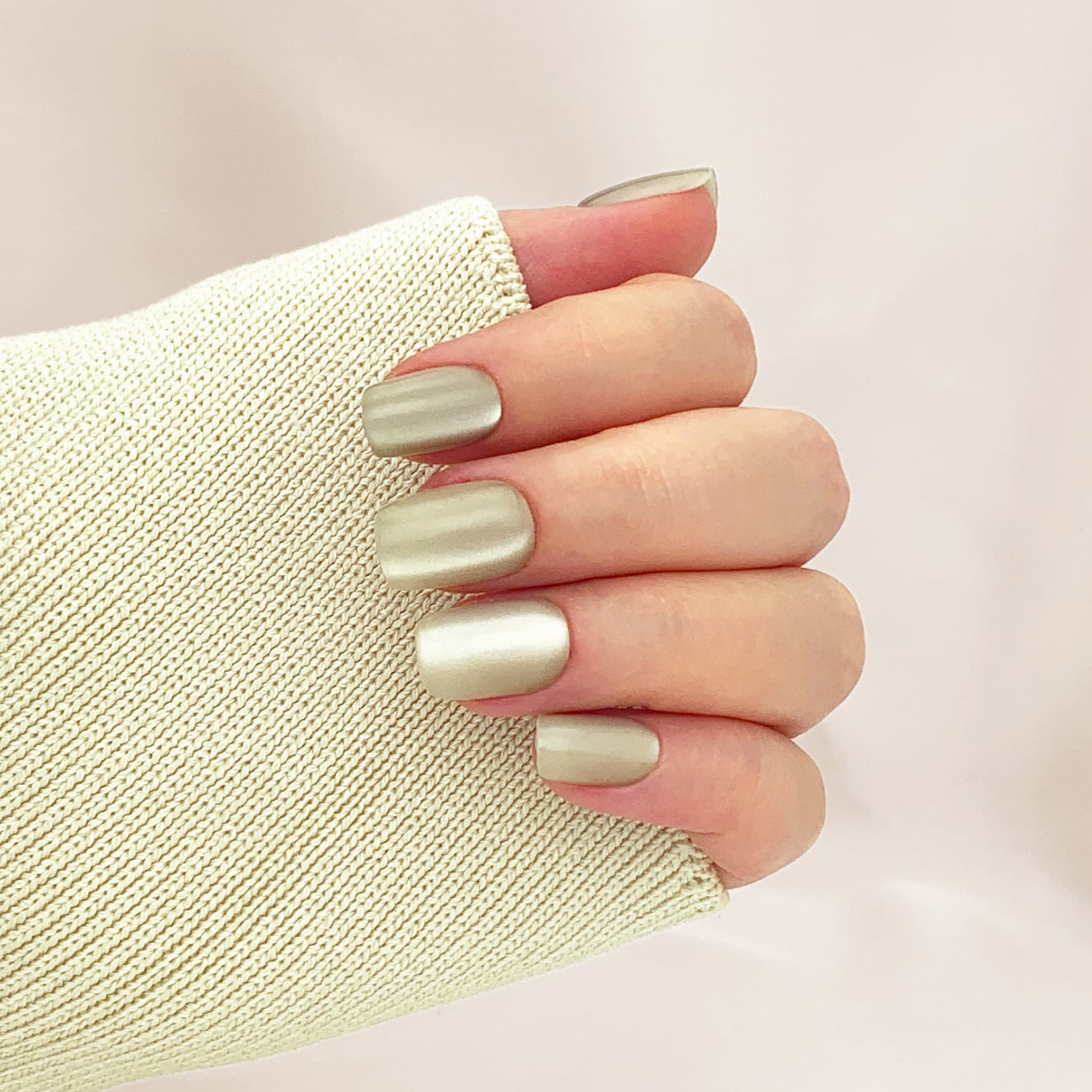 Matcha Latte - Qeera Nails - Faux ongles réutilisables