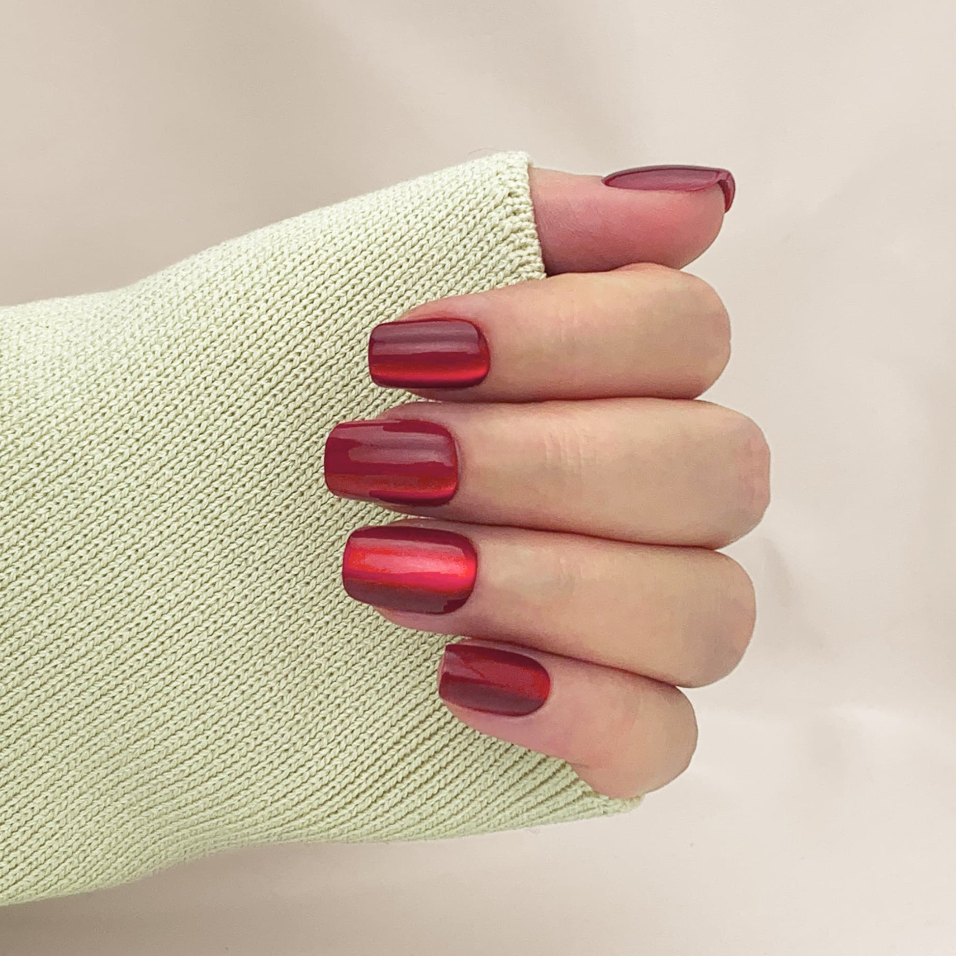 Red Velvet - Qeera Nails - Faux ongles réutilisables