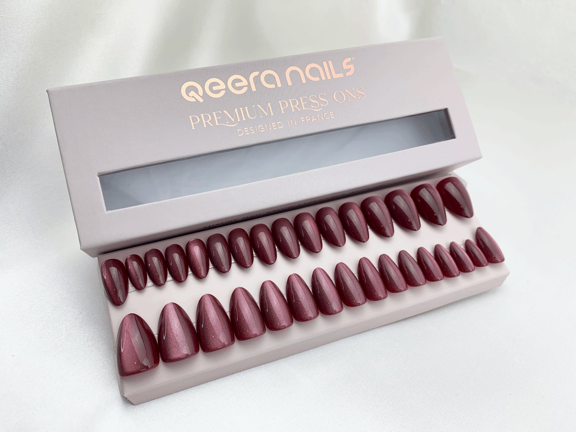 Red Wine - Qeera Nails - Faux ongles réutilisables