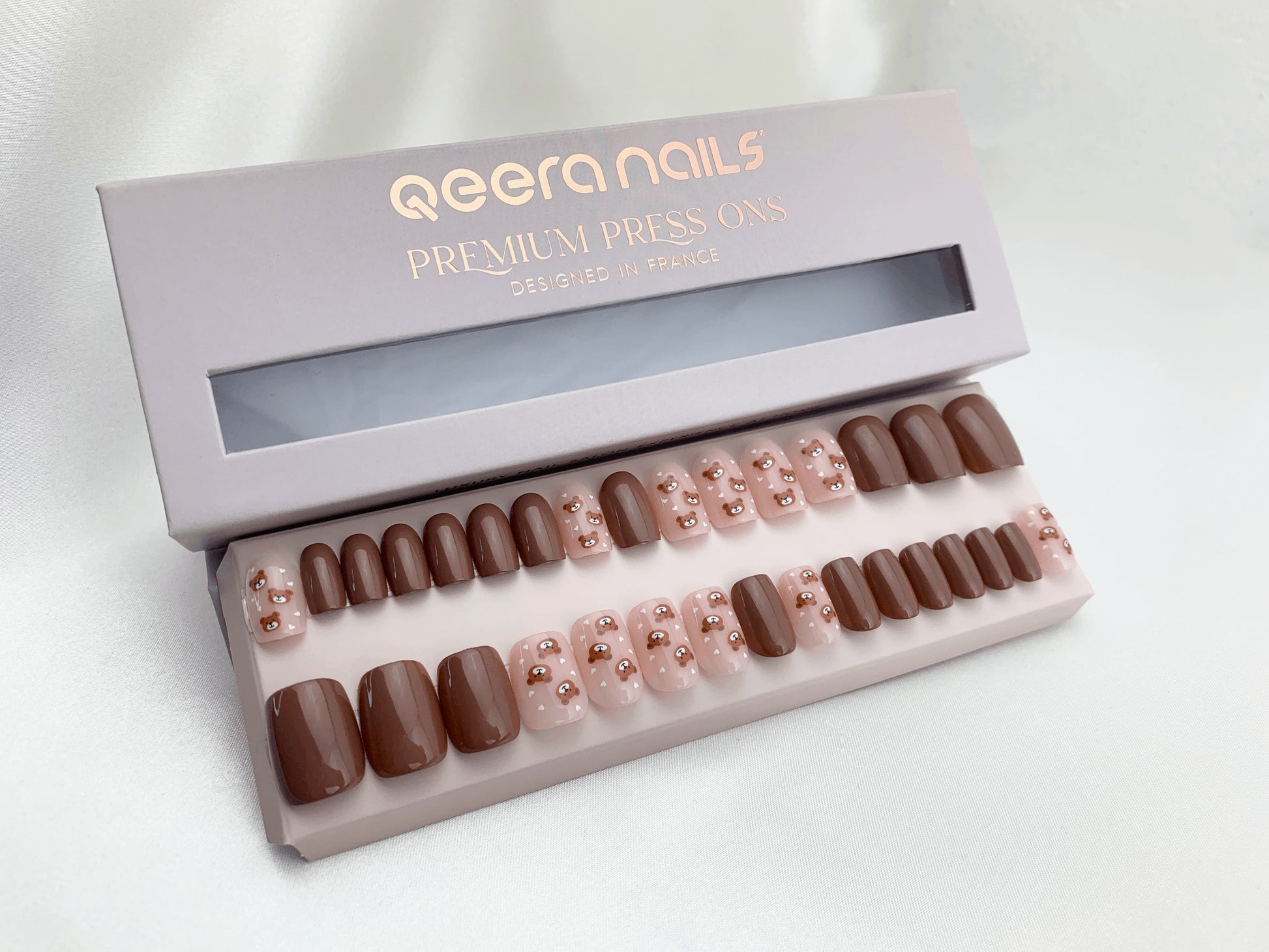 Teddy Bear - Qeera Nails - Faux ongles réutilisables
